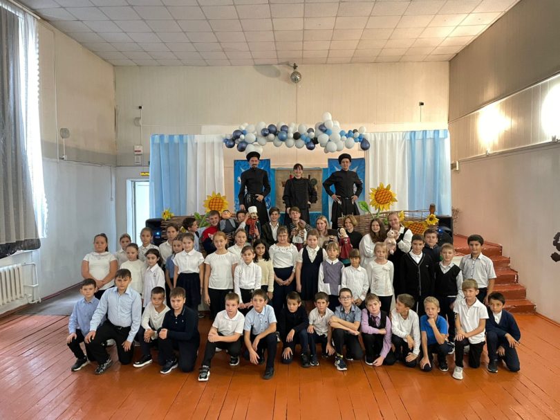 Казак и кунак едут на Луганщину